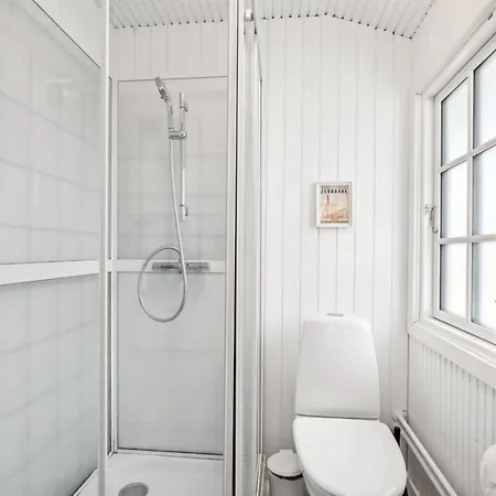 Thomas - 120m From The Sea By Interhome *